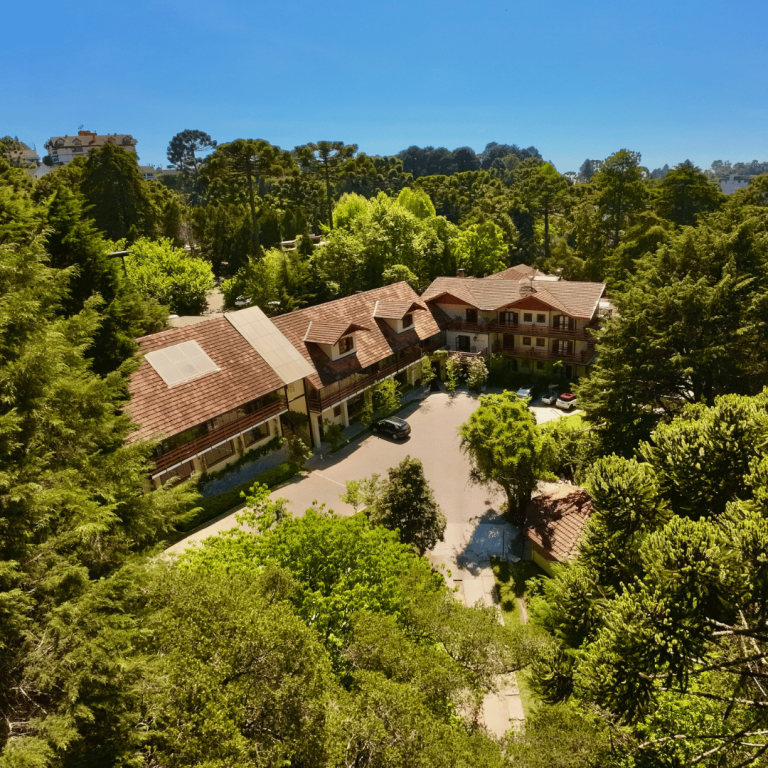Outono em Campos do Jordão: A Estação do Encanto e Sofisticação no Hotel Boutique Quebra-Noz